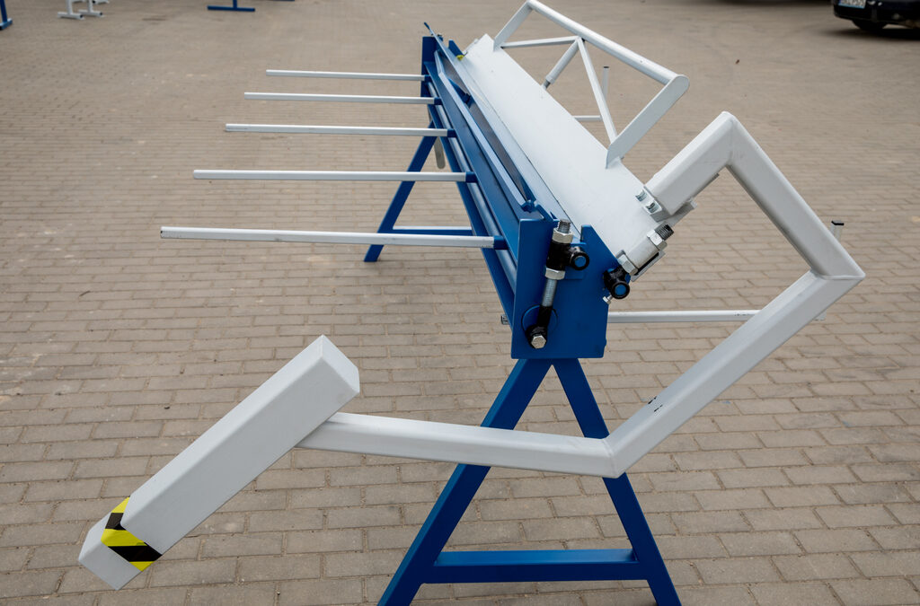 Zaginarka Giętarka do blachy 2,50m – Z20x2500 z nożem